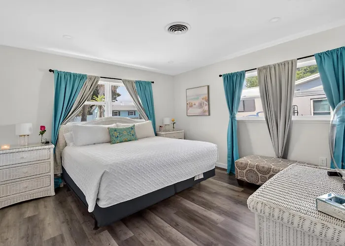 Dockside Delight Waterfront Gulf Access 4 Mins To Beach