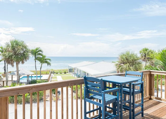 Seafarer Beach Resort - Ocean View With A Pool On The Beach