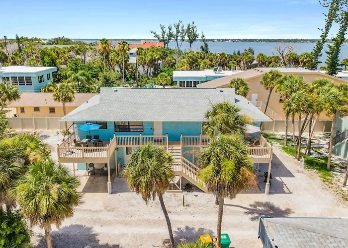 Blissful Beach Retreat B