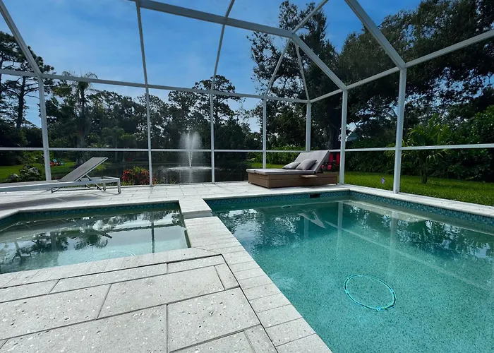 The Manasota Beach House Private Pool & Jacuzzi Close To The Beaches Pet Friendly